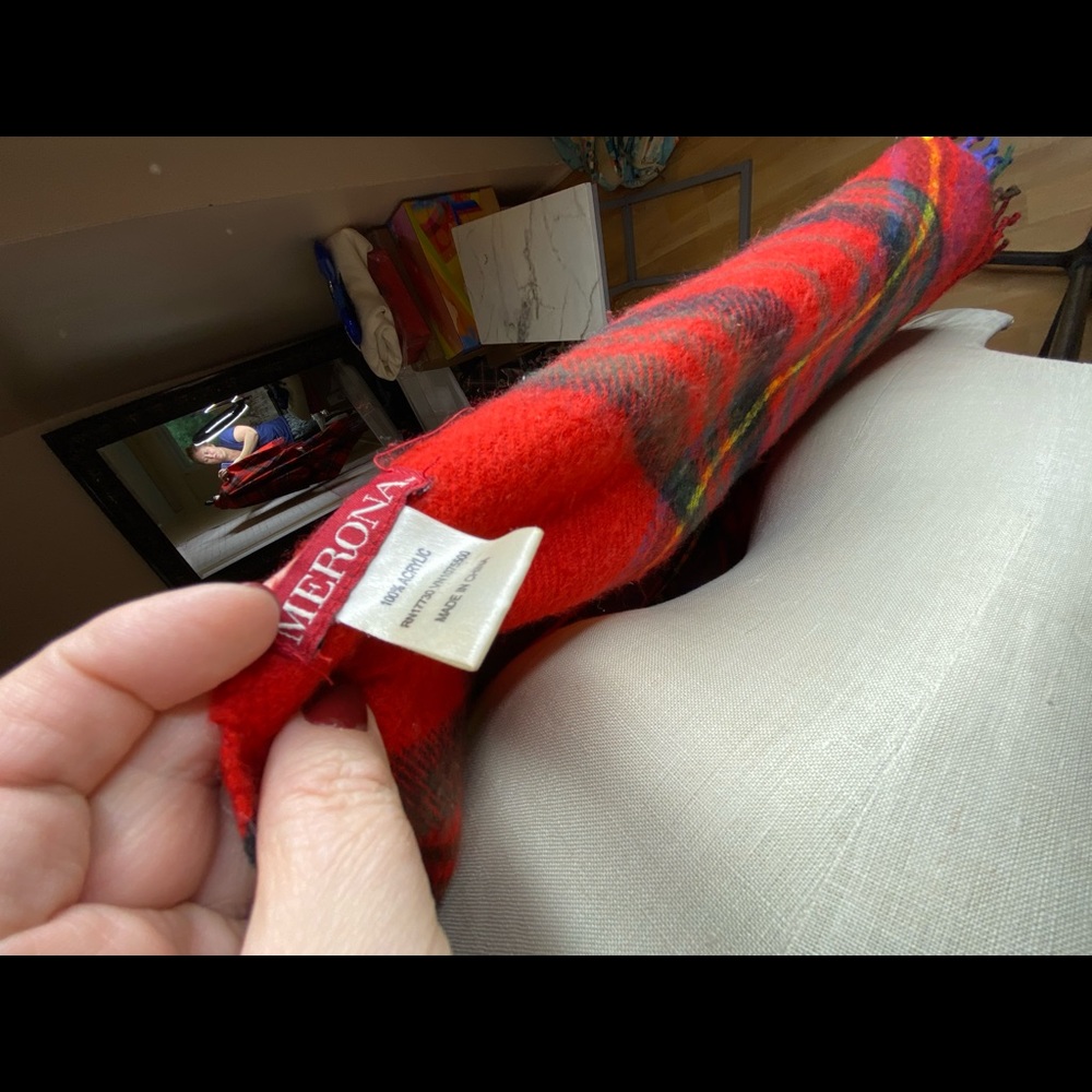 Famous Merona Check Wrap - Picture 4 of 6